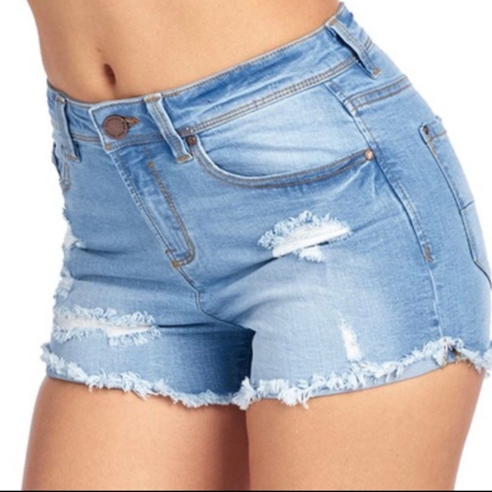 Distressed Light Wash High Waisted Frayed Hem Denim Shorts - Picture 6 of 9